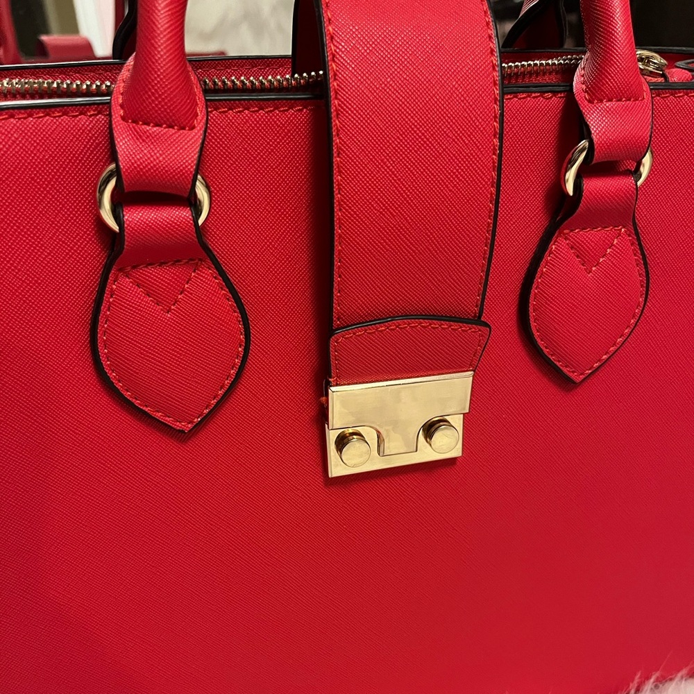 New Red Purse - Picture 2 of 4